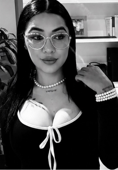 Becky, online now